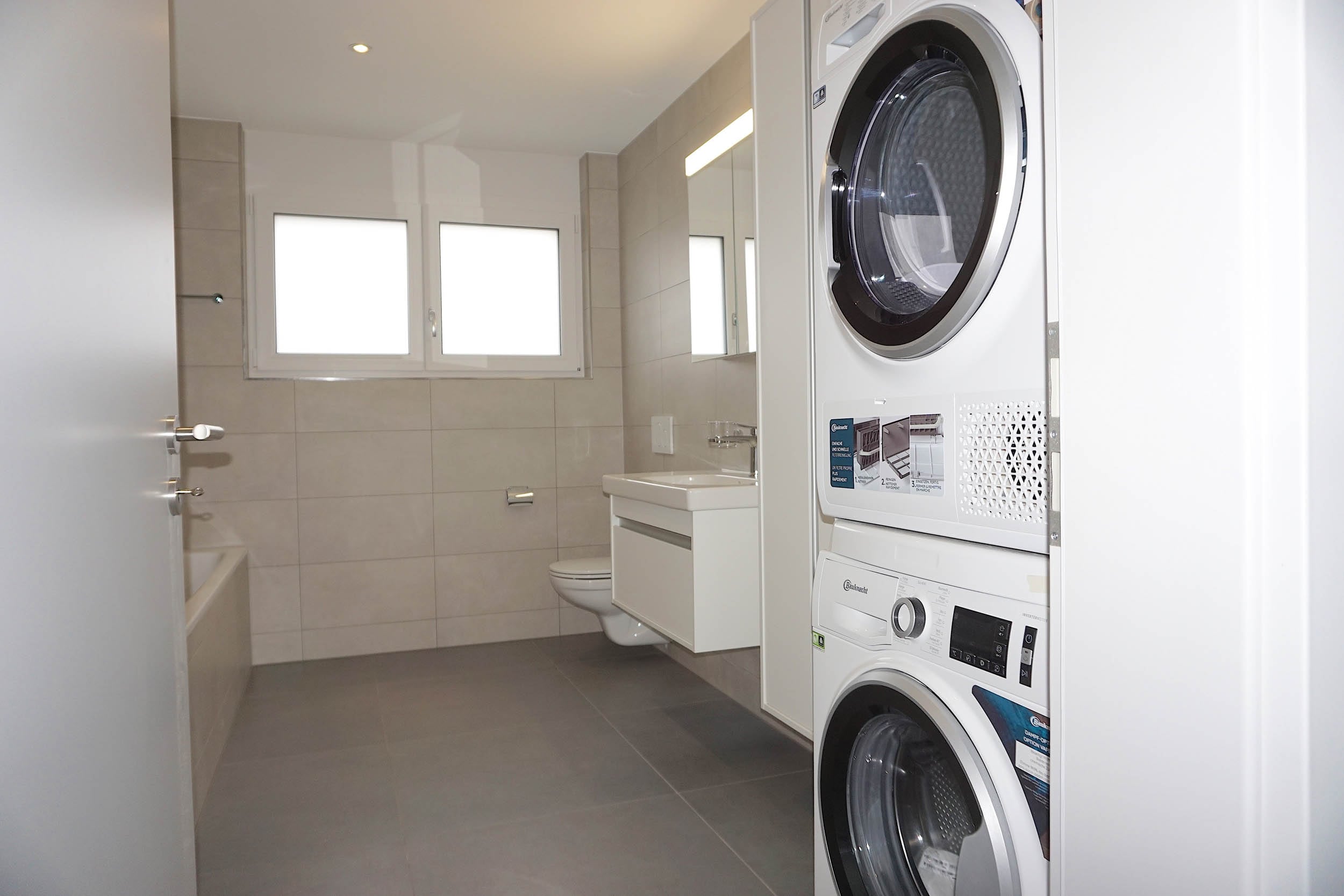 WC avec espace lave-linge